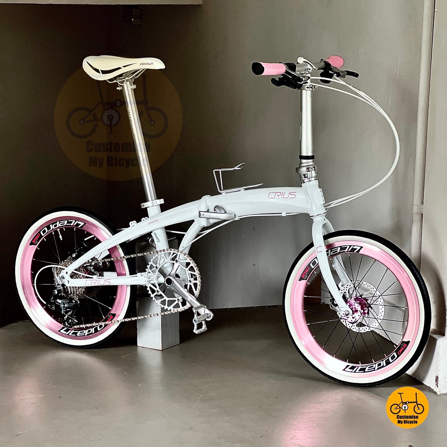 Basikal Lipat Warna Manis Untuk Wanita Dengan Rangka Ringan Dan Roda Tahan Lasak