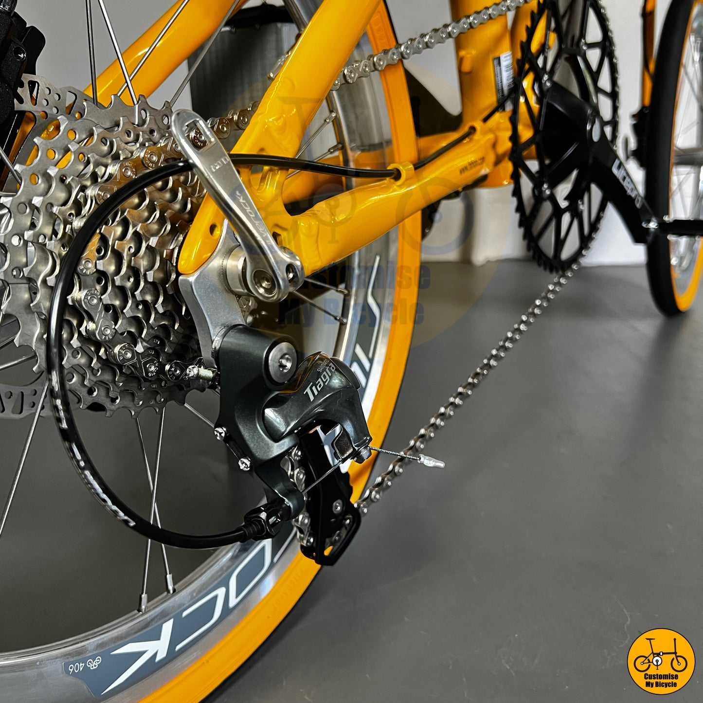 Shimano 10 gears Tiagra on Fnhon Blast 20 inch