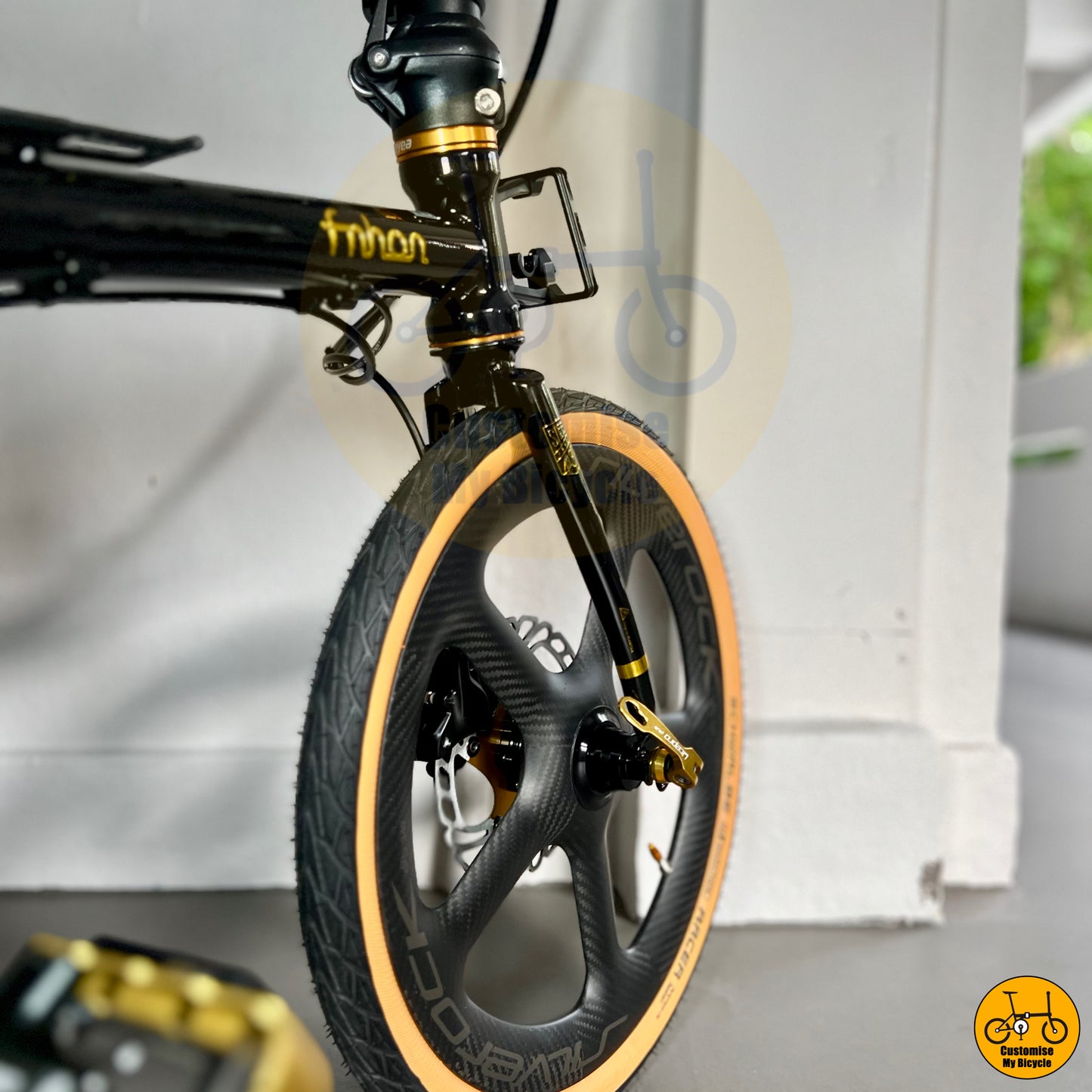 Fnhon Gust 18β β’ Shimano 9s β’ Black Gold