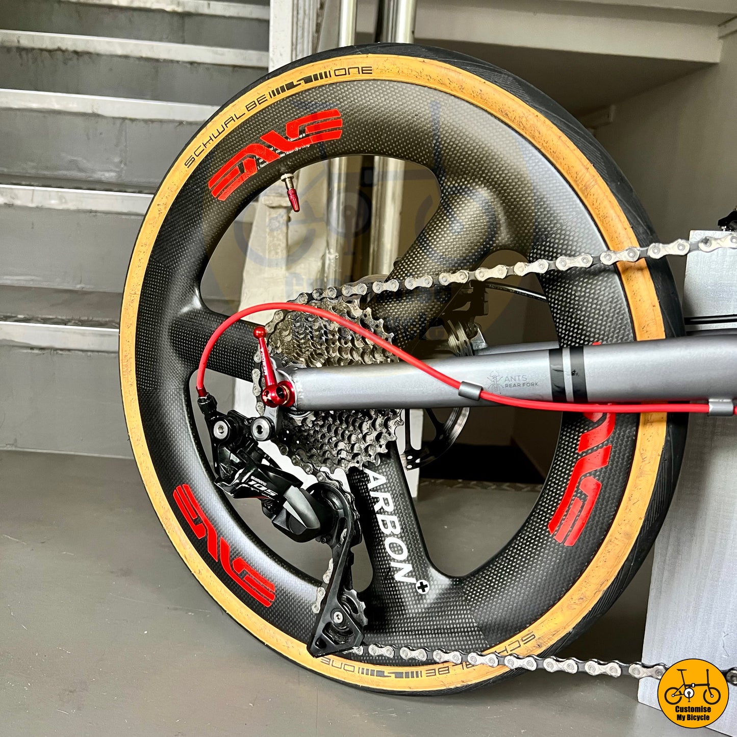 Folding bike with precision disc brakes for ultimate stopping power