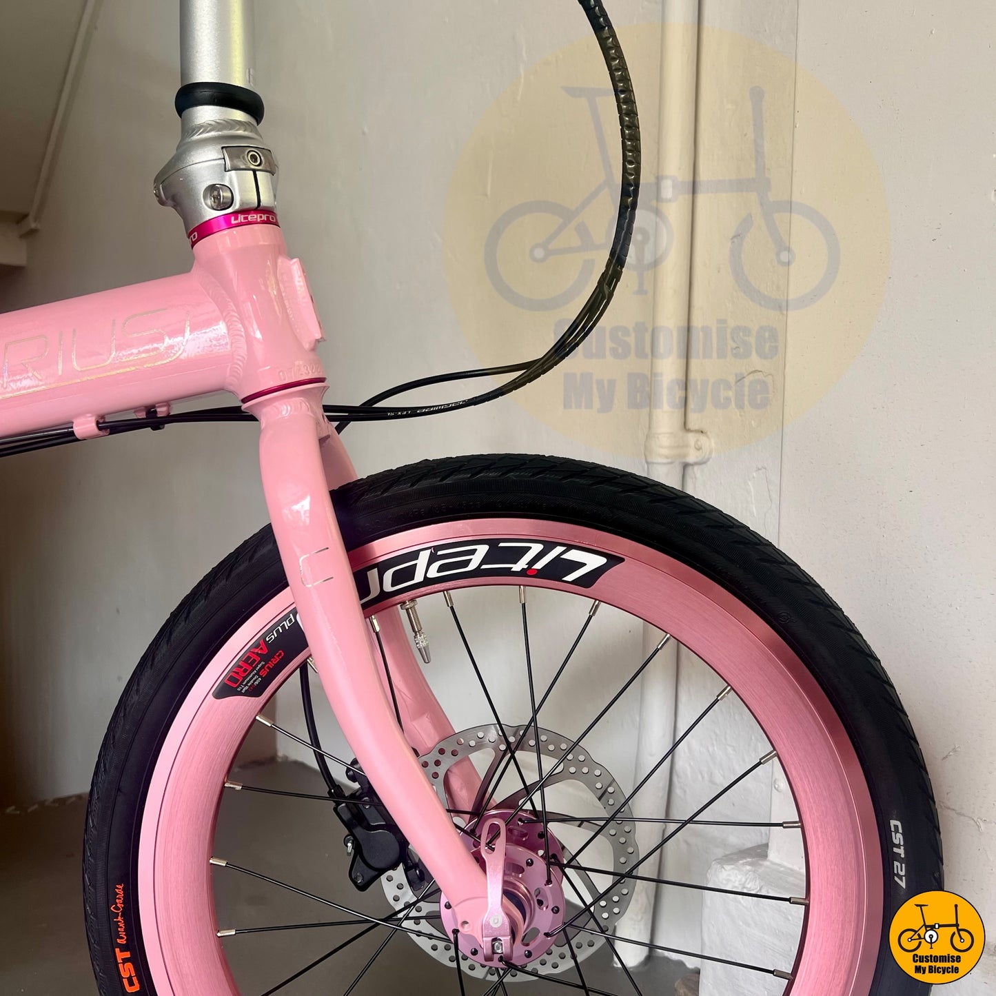 Pink Wheel Crius Master 20-Inch Foldie – A Vibrant Ride with a Unique Aesthetic
