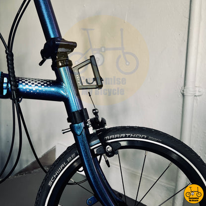 Compact and portable Crius Trifold with 16” 349 Schwalbe Marathon Racer tyres
