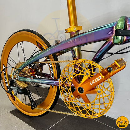 Compact folding bike featuring Litepro crankset and chainring
