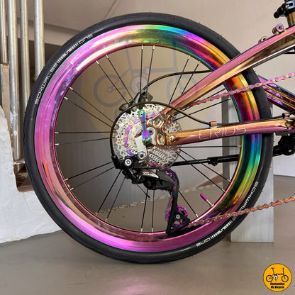 High-performance rear derailleur for precise gear shifting
