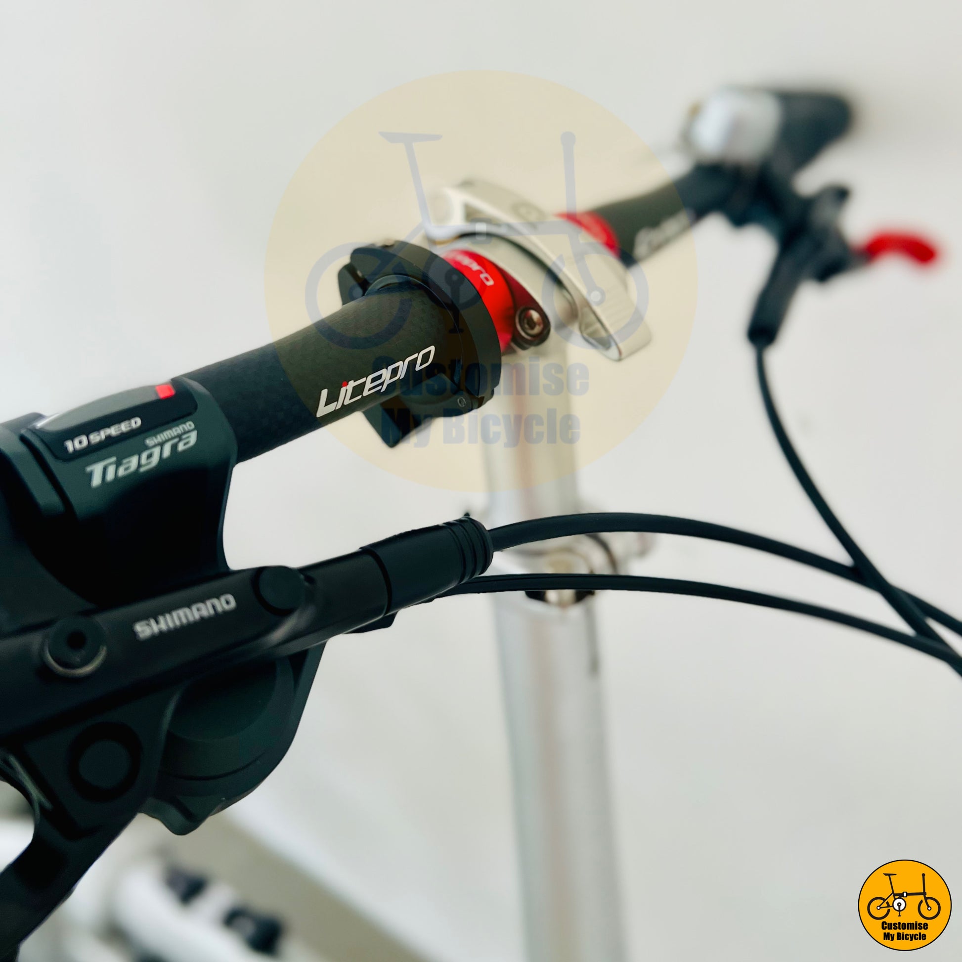 Crius Velocity foldable bicycle with aerodynamic geometry for speed
