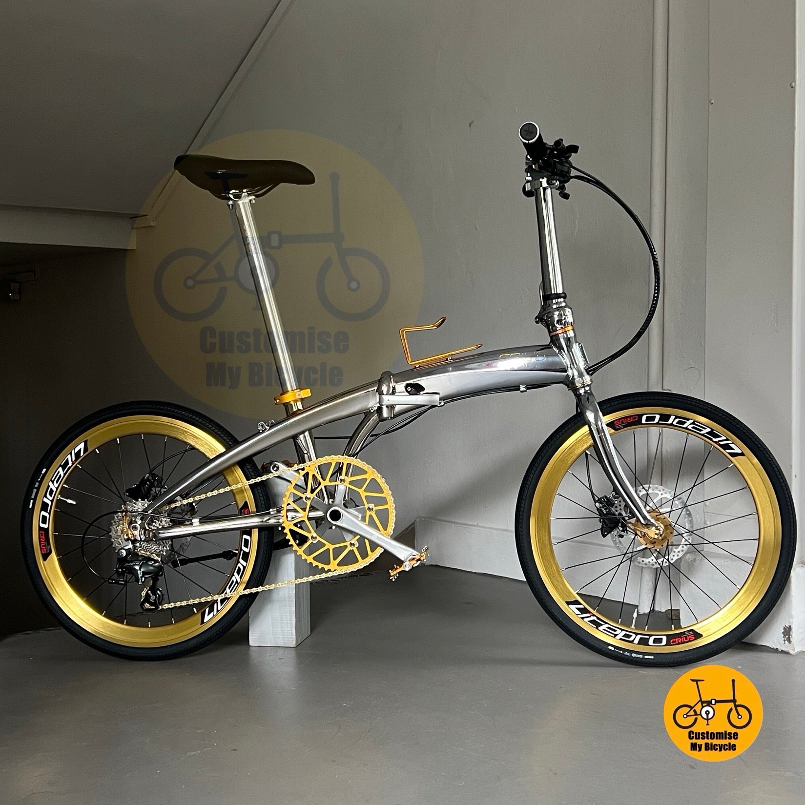 Lightweight Crius Velocity Folding Bike With Shimano 10-Speed Tiagra Gears