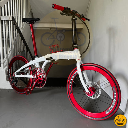 Crius Velocity 22-inch Foldable Bicycle – High-Performance Ride with Striking Red Accents
