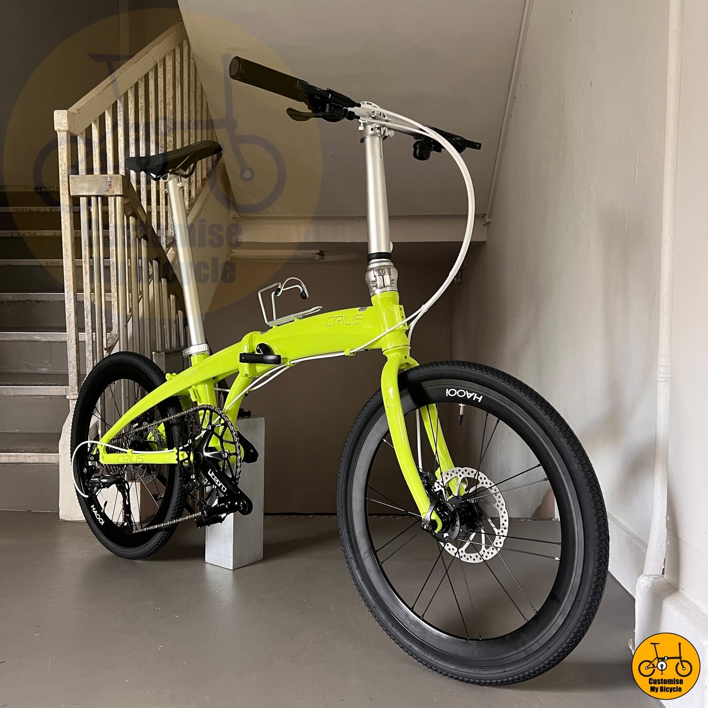 Crius Velocity 22-inch Foldable Bicycle – Vibrant Fluorescent Green for Commuters

