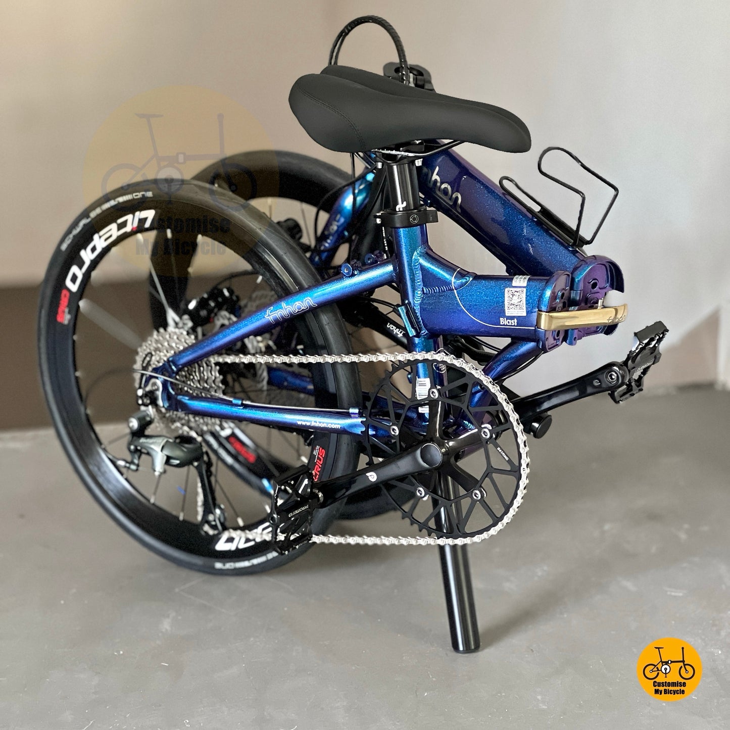 Detailed shot of folding vesion of Fnhon Blast 22 inch Chameleon Blue Folding Bike Shimano 10 Speed Tiagra Litepro Wheels
