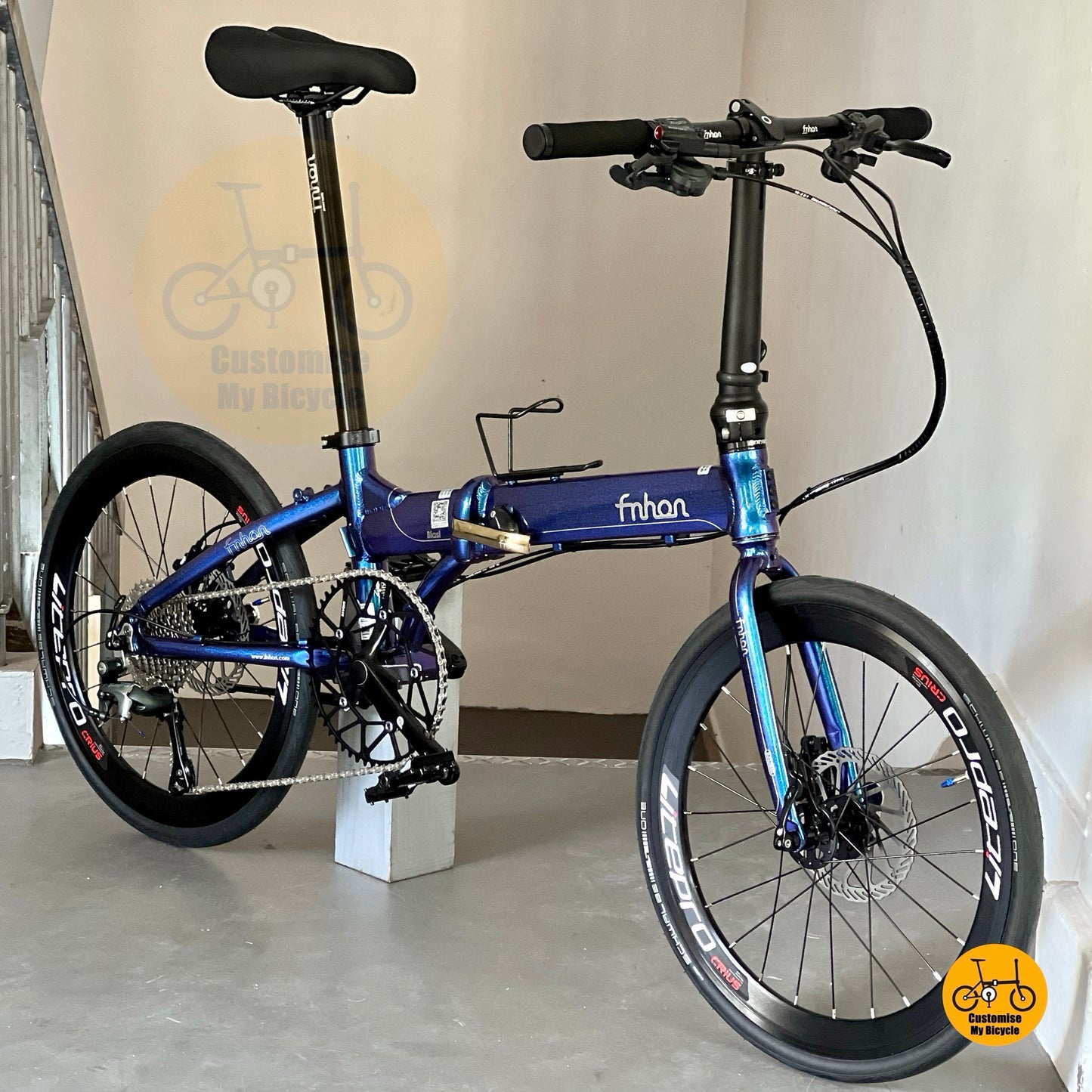 Sepeda lipat Fnhon Blast 22 inci Chameleon Blue Shimano 10 speed ringan
