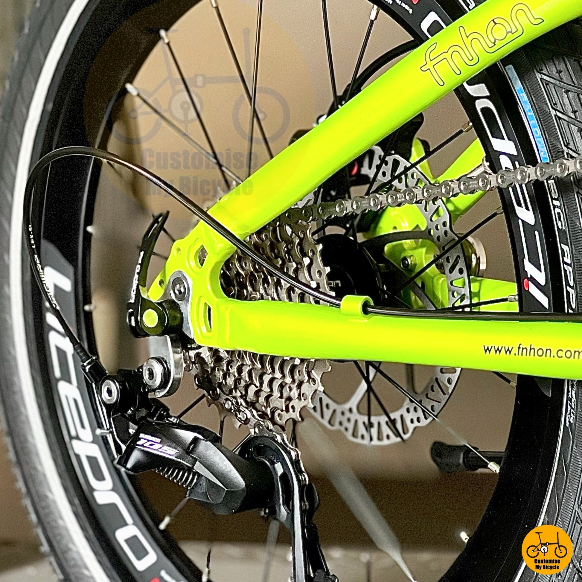 Fnhon Blast 20-inch City Foldie – 2x11 Speed Shimano 105 & Schwalbe Big Apple Tyres
