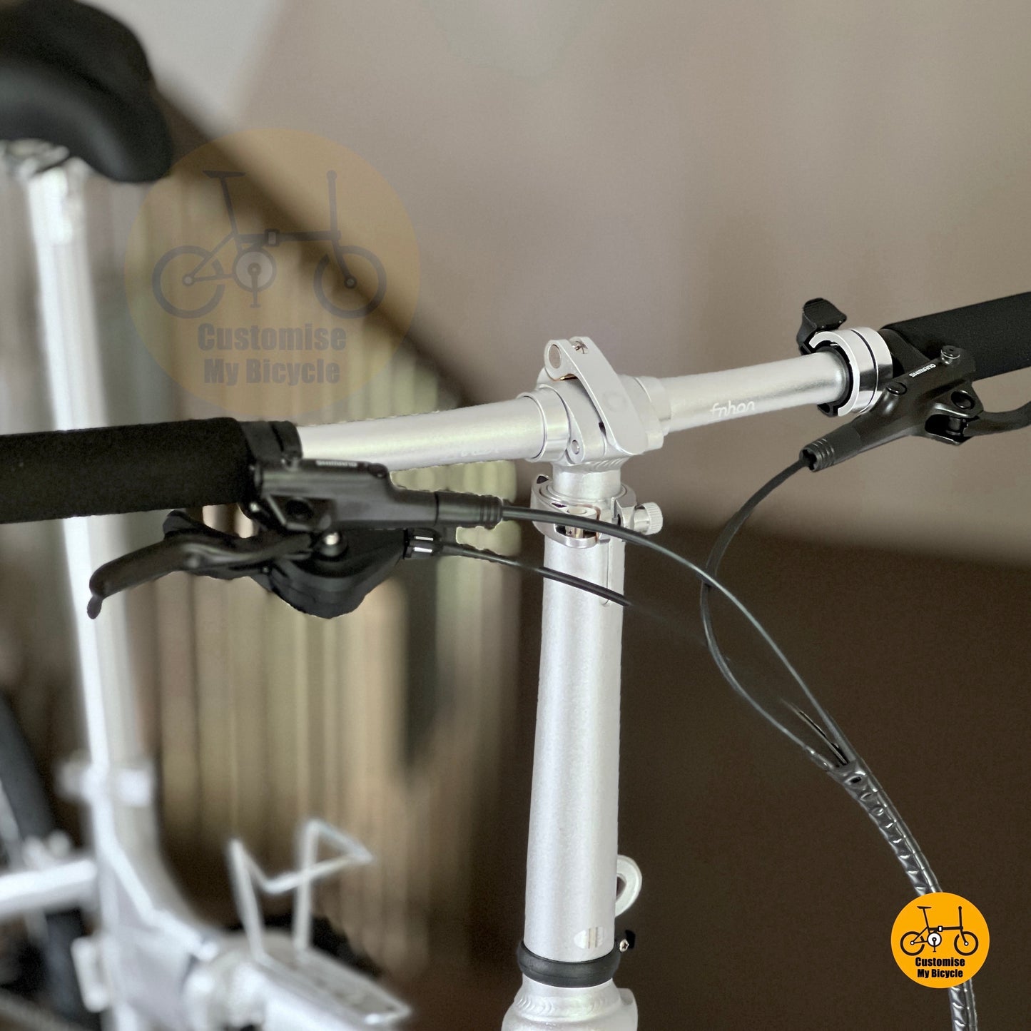 Close up of adjustable handle post folding mechanism
