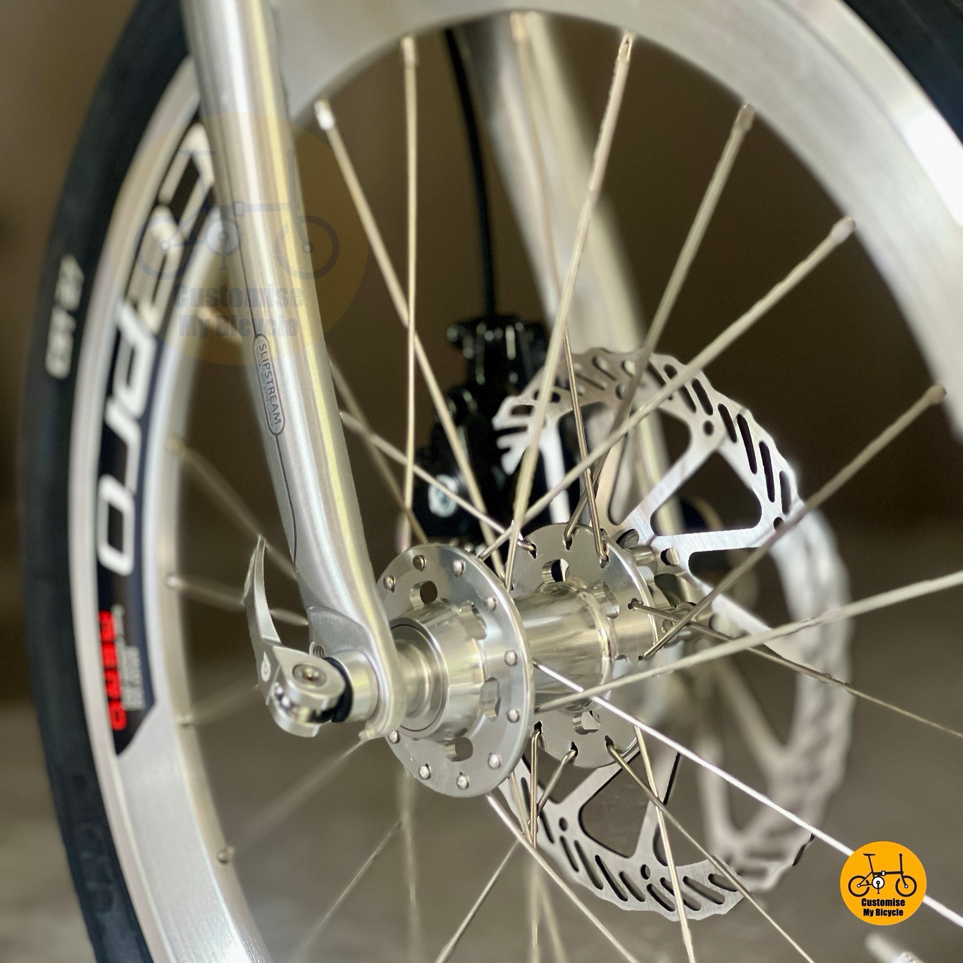 Litepro aero smooth front wheel close up CST fast rolling tyre folding bike