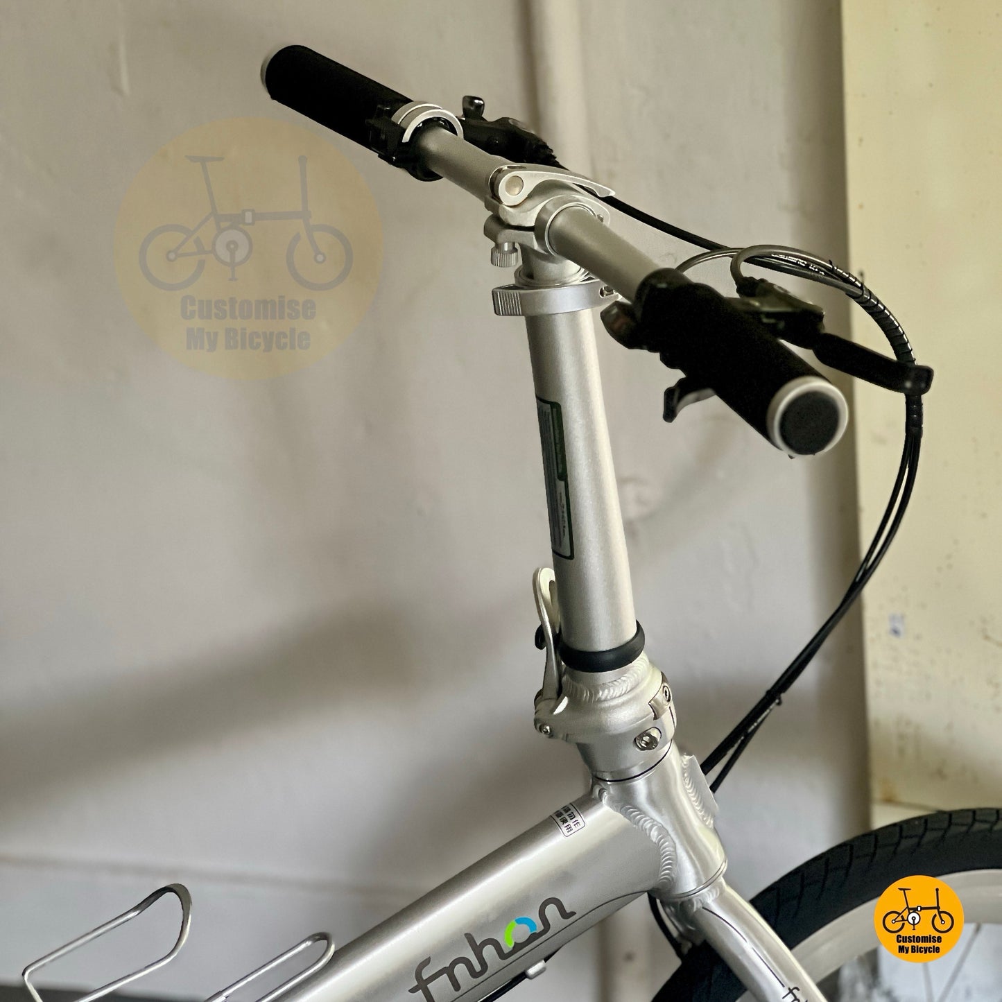 folding bicycle handlepost adjustment system compact commuting design