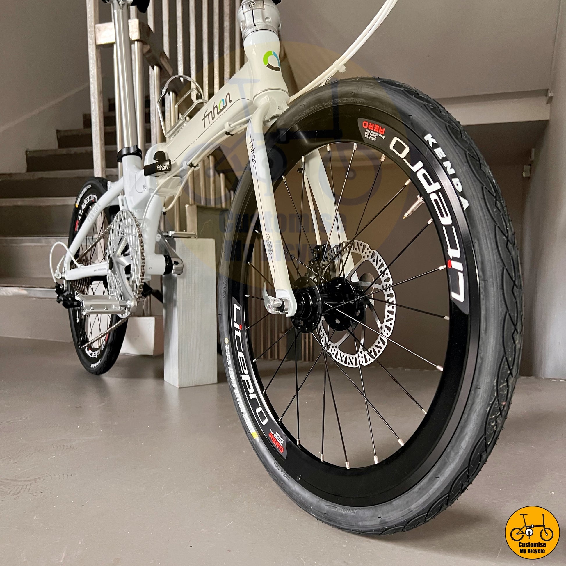 Fnhon Blast 22-Inch Foldie – Lightweight, Stylish & Built for Smooth Rides
