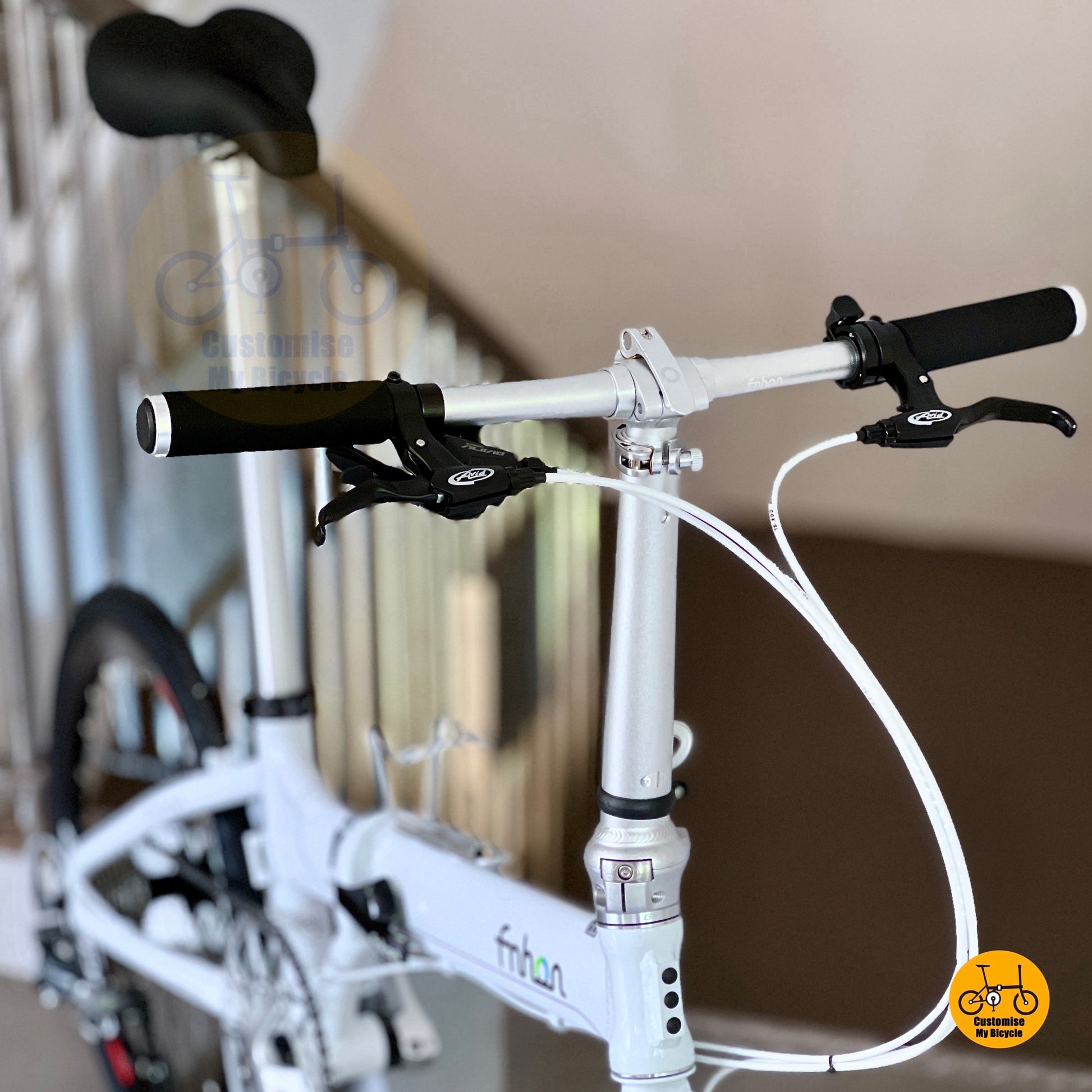 Fnhon Blast 22 inch folding bike overall front angle view
