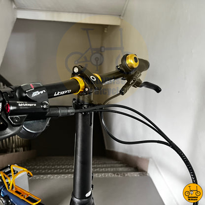 High-speed folding bicycle with responsive handling and safety features
