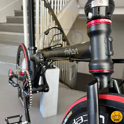 Premium matte black foldie with Litepro wheels and disc brakes
