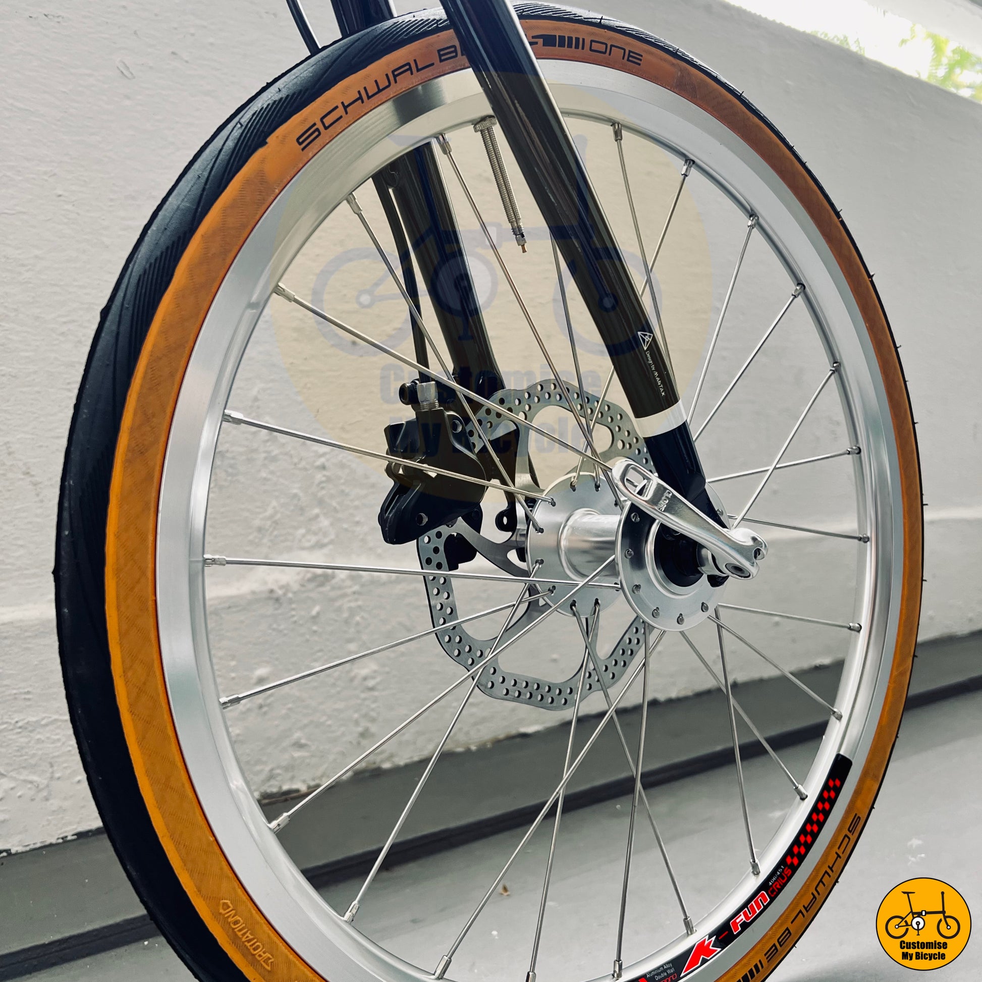 Premium Fnhon Gust folding bicycle with top-tier Shimano braking system
