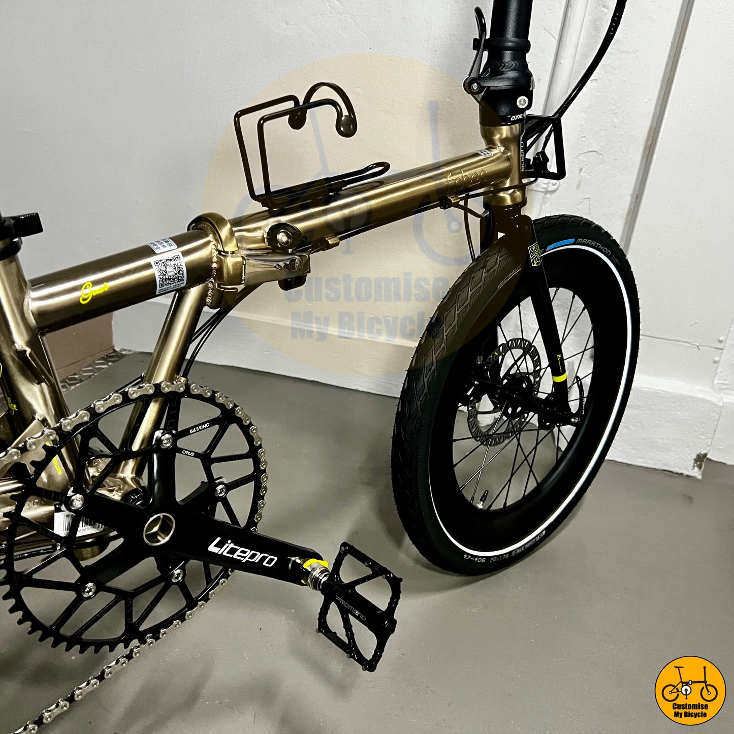 Premium Fnhon Gust foldie with Schwalbe Marathon touring tyres
