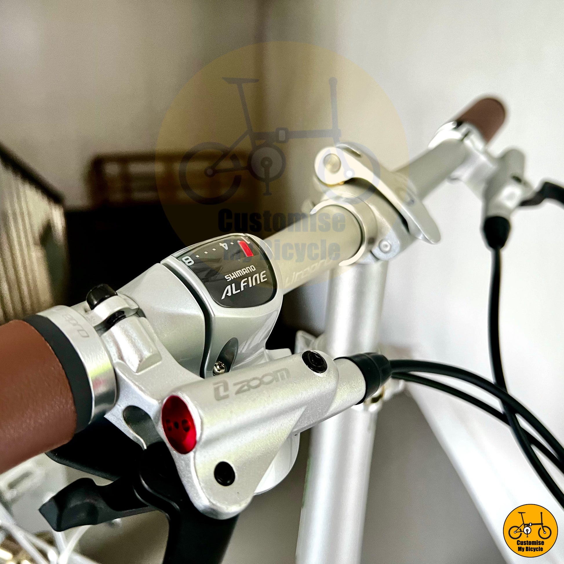 Folding bike with a lightweight frame and a stylish, high-end finish
