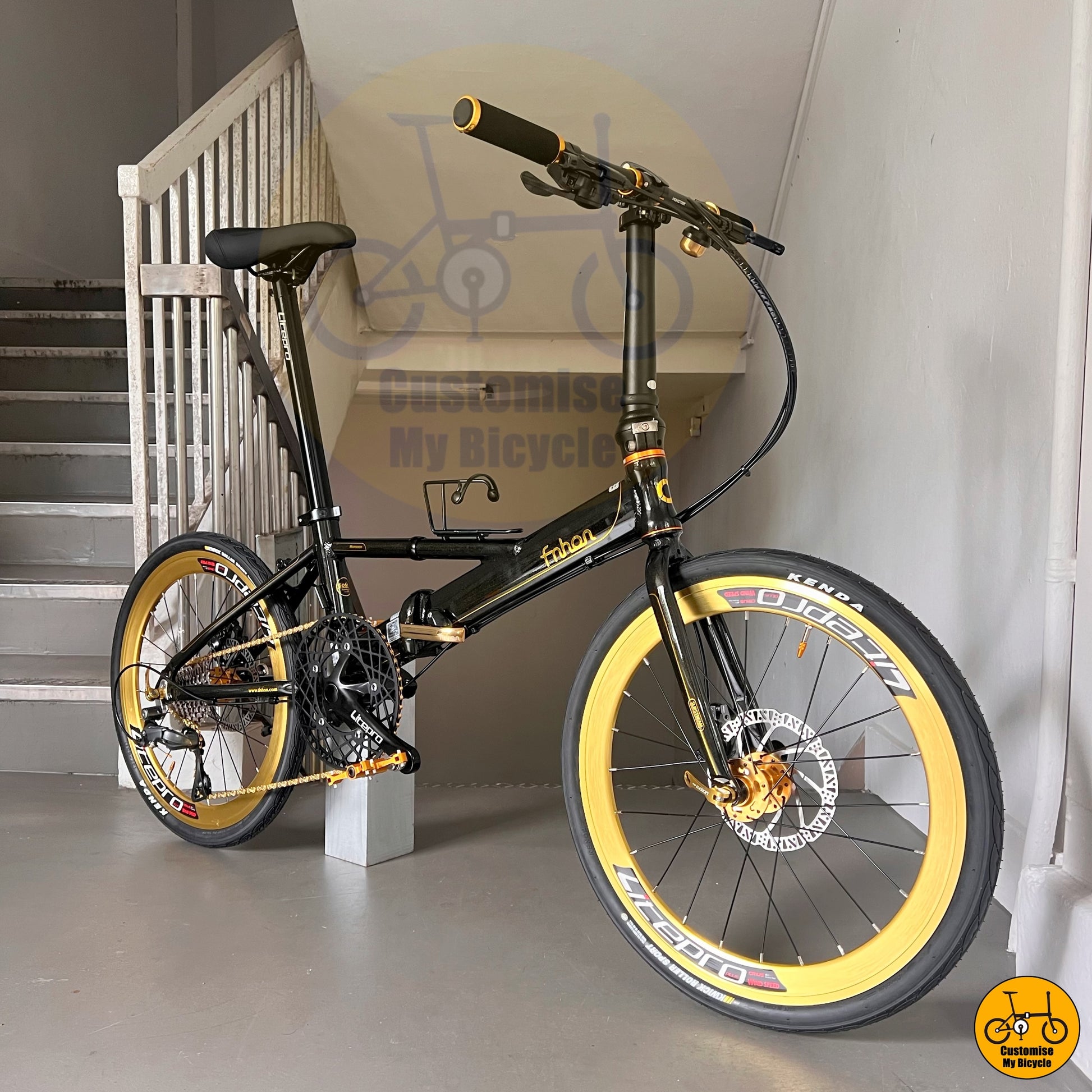 Black Gold Frame Fnhon Monsoon 22-Inch Foldable Bicycle – A Durable & High-Performance Bike
