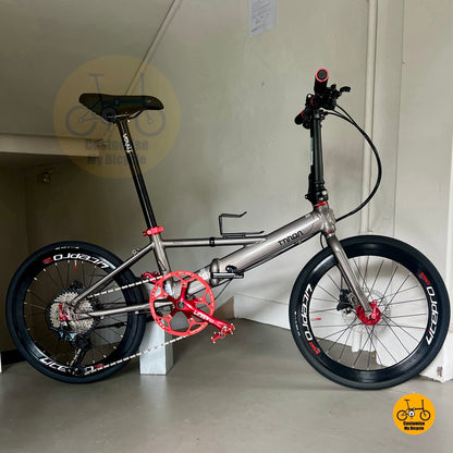 Fnhon Monsoon 22” • Shimano 12s SLX • Dolphine Grey & Red