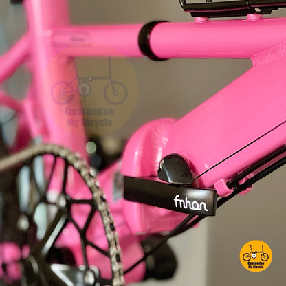 Close up of fnhon monsoon folding hinge
