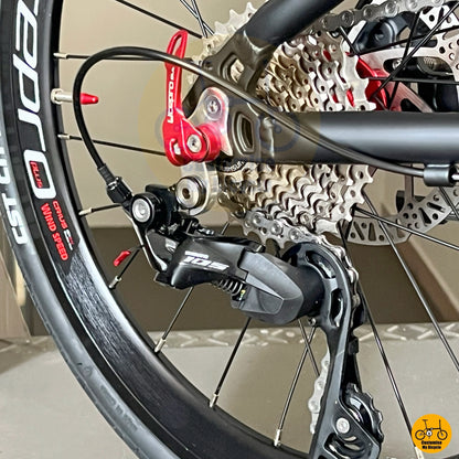 Shimano 11s 105 gearset on foldable bicycle
