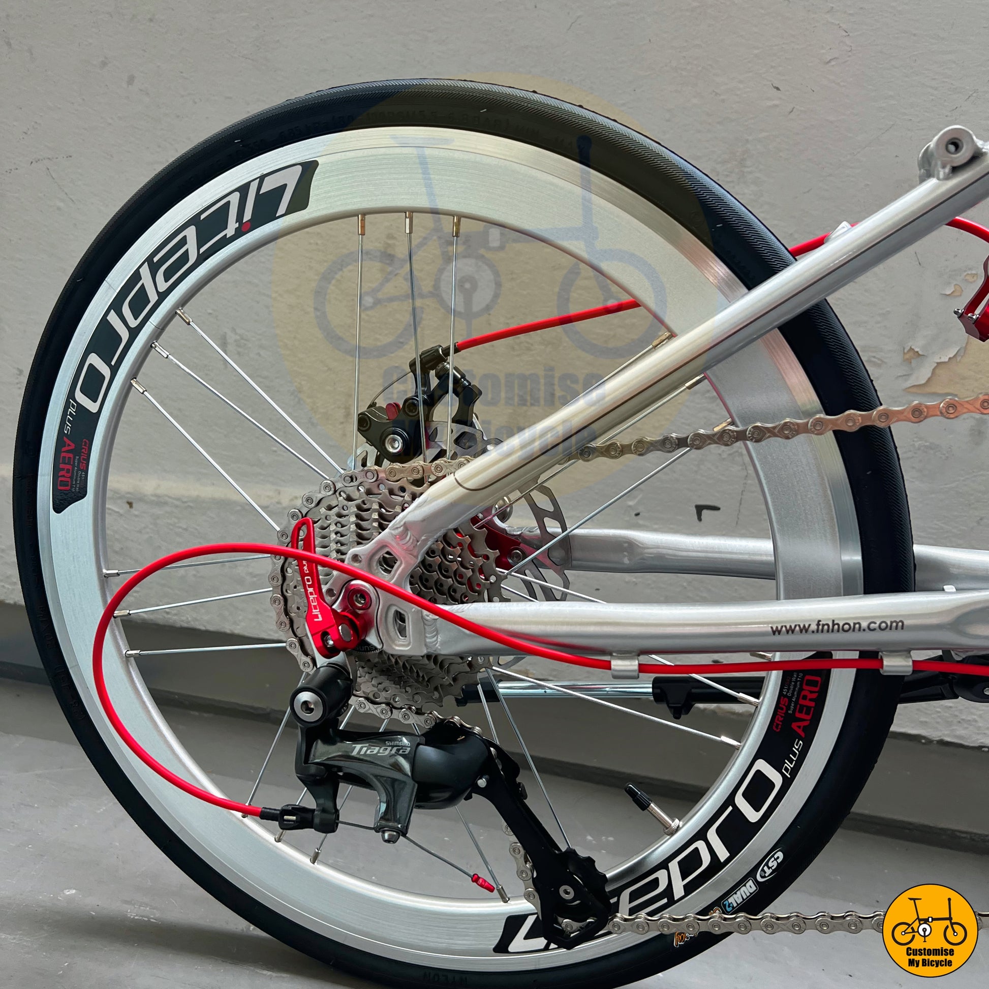 Smooth & Speedy Fnhon Monsoon 22-Inch Folding Bike – Optimized for City Commuting
