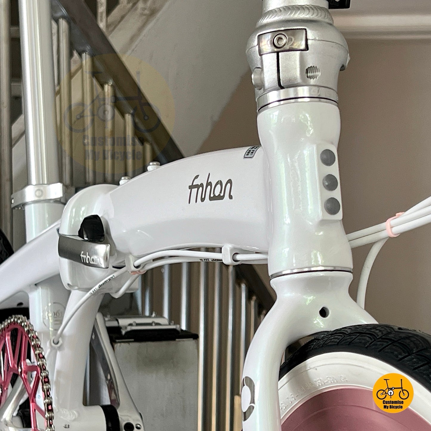 Front angled composition displaying aerodynamic body and Litepro wheels
