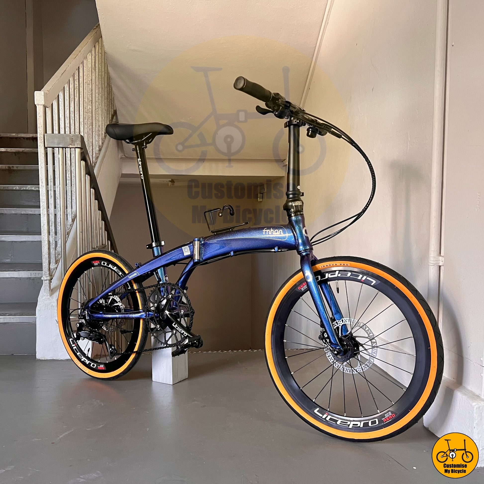 Best Folding Bike for MRT & Bus Travel – Compact & Easy to Push
