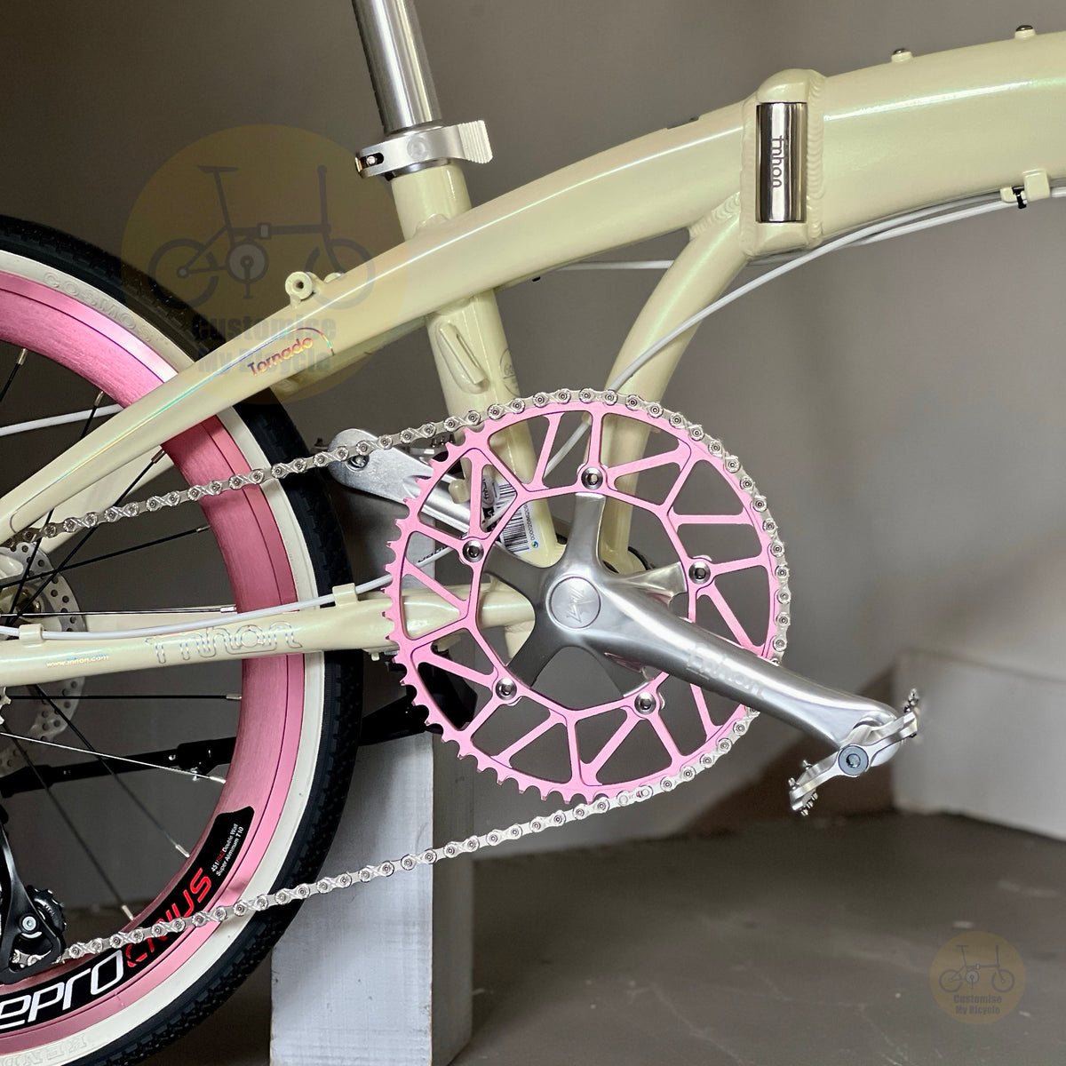 Fnhon Tornado 22" Beige folding bike frame material colour detail