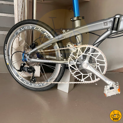 High-Speed Folding Bicycle – Premium Build for City Adventures
