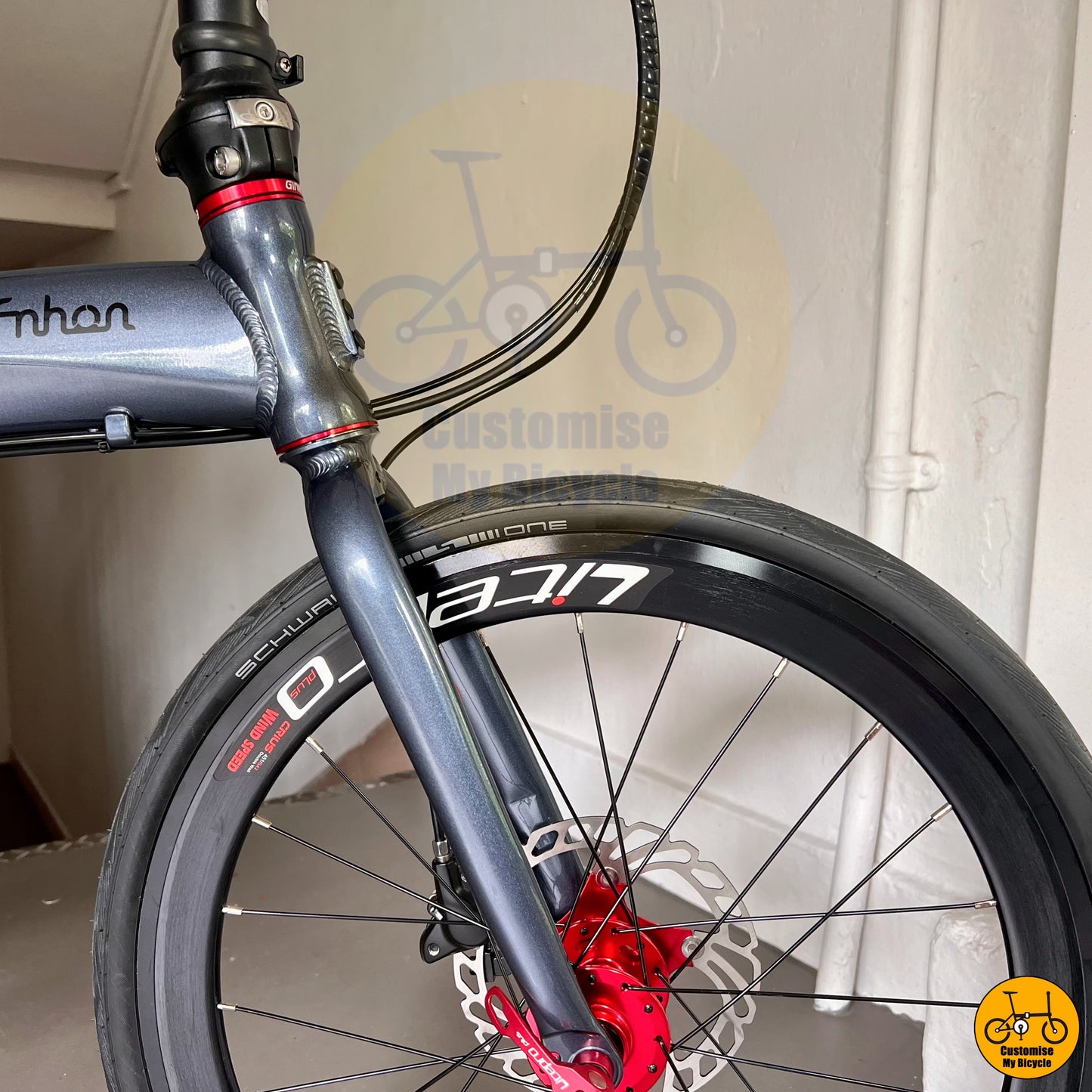 Powerful & Stylish Foldable Bicycle – Galaxy Grey Frame with Red Highlights
