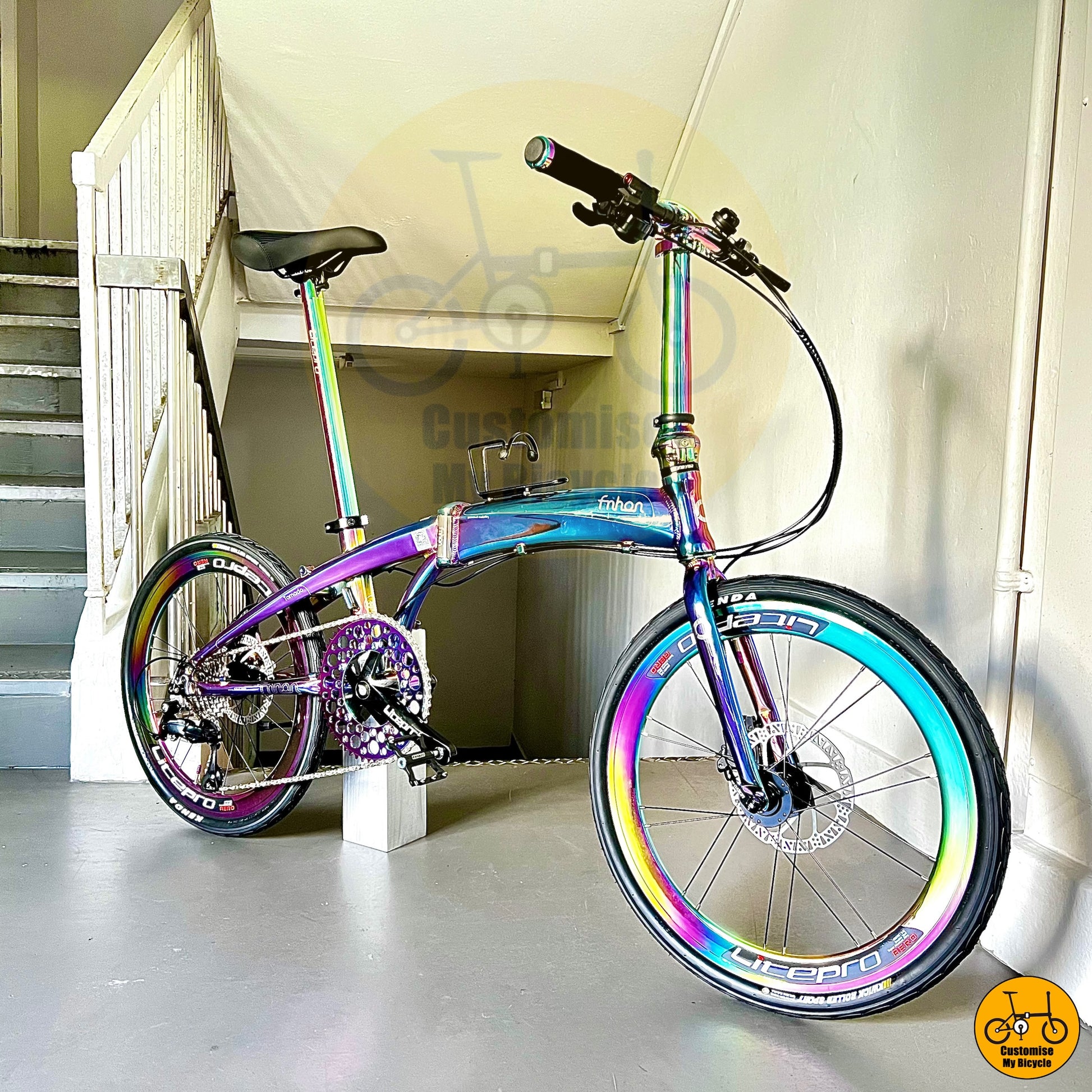 Aurora-Inspired Fnhon Tornado Foldie – Stunning Colour Shift & Premium Build
