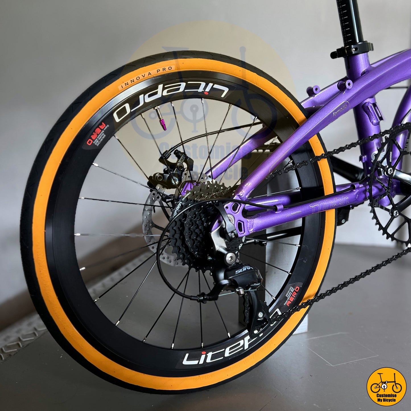 Perfect Folding Bike for Daily Rides – Lightweight & Reliable
