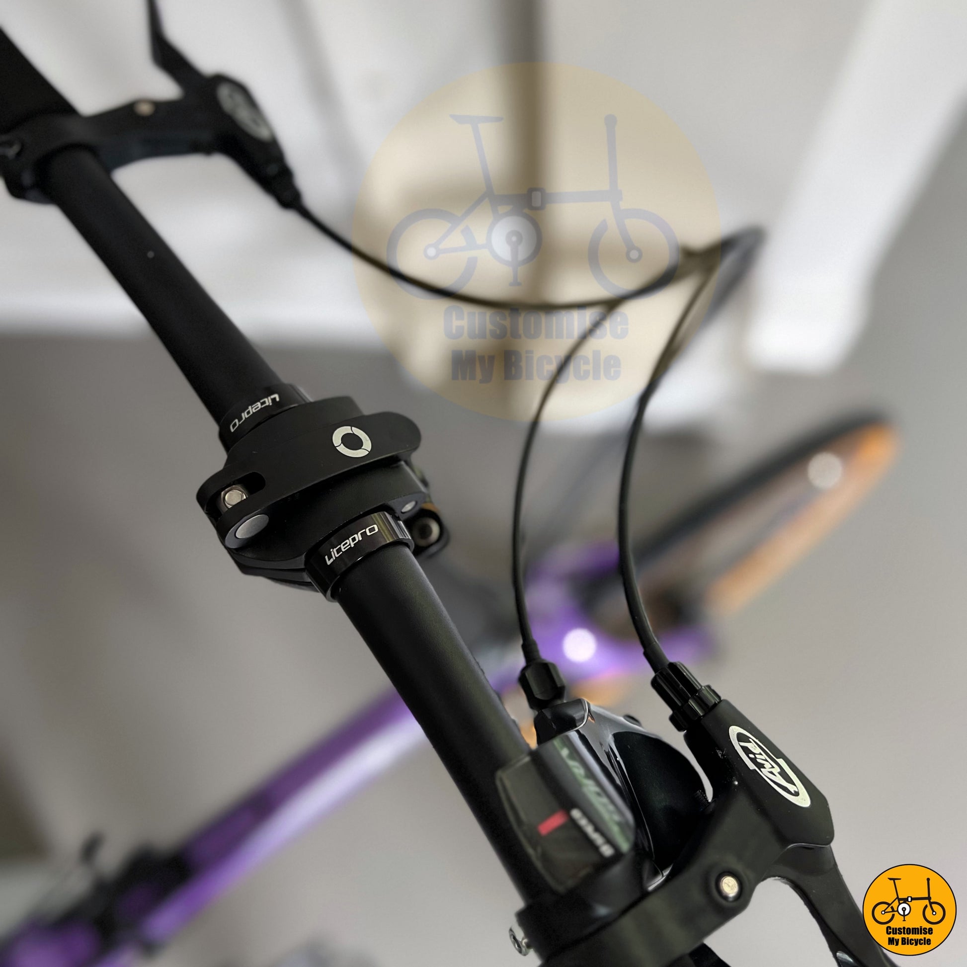 Sleek & Durable Foldie – Built for Performance & Comfort
