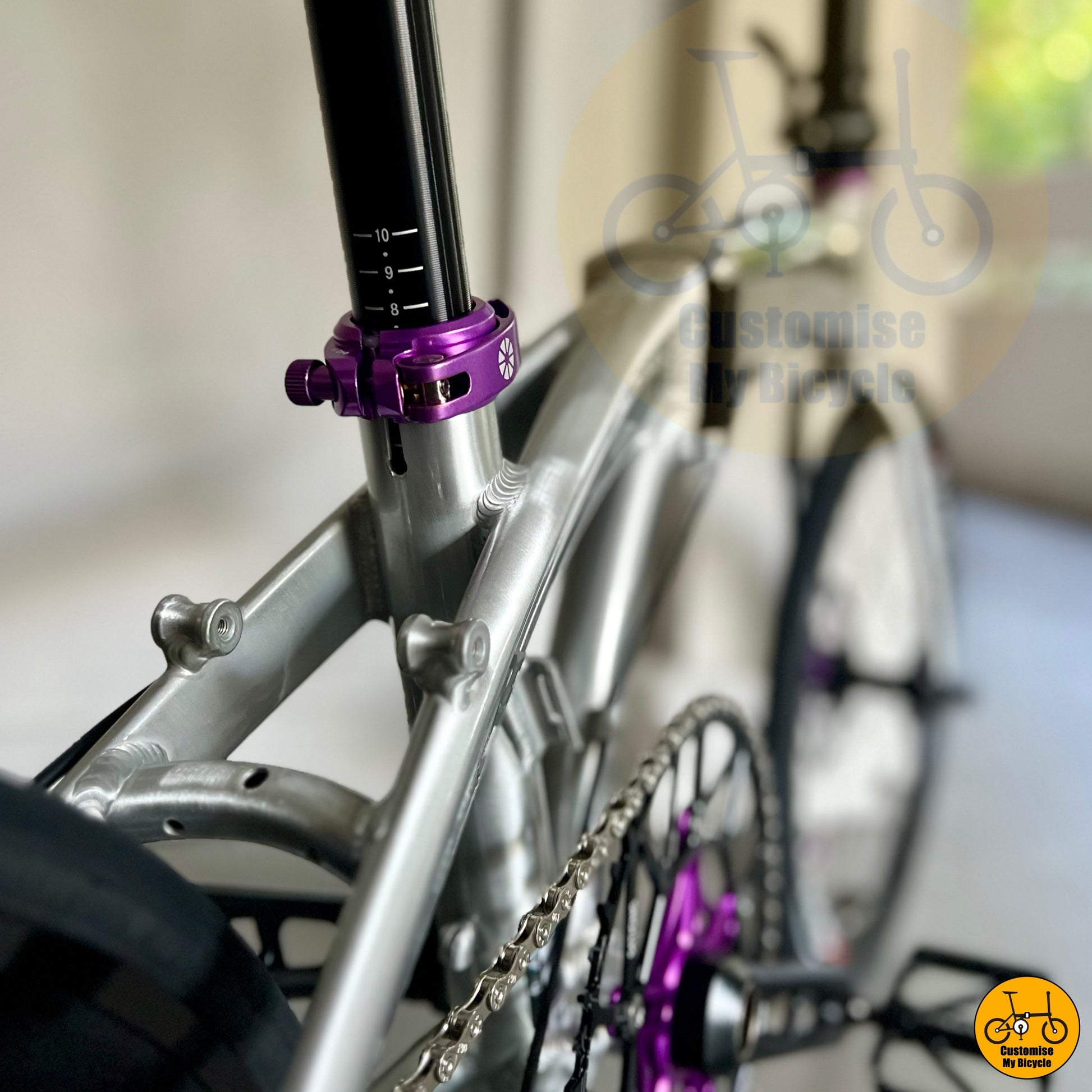 Polished Silver Folding Bike – Inspired by Dahon D9 & Btwin for Cyclists
