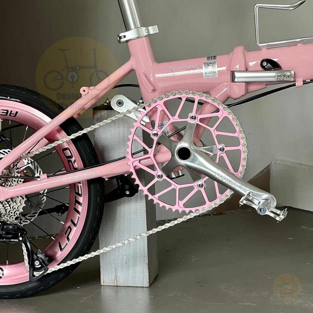 Fnhon Zephyr 16" Baby Pink folding bike frame material colour detail