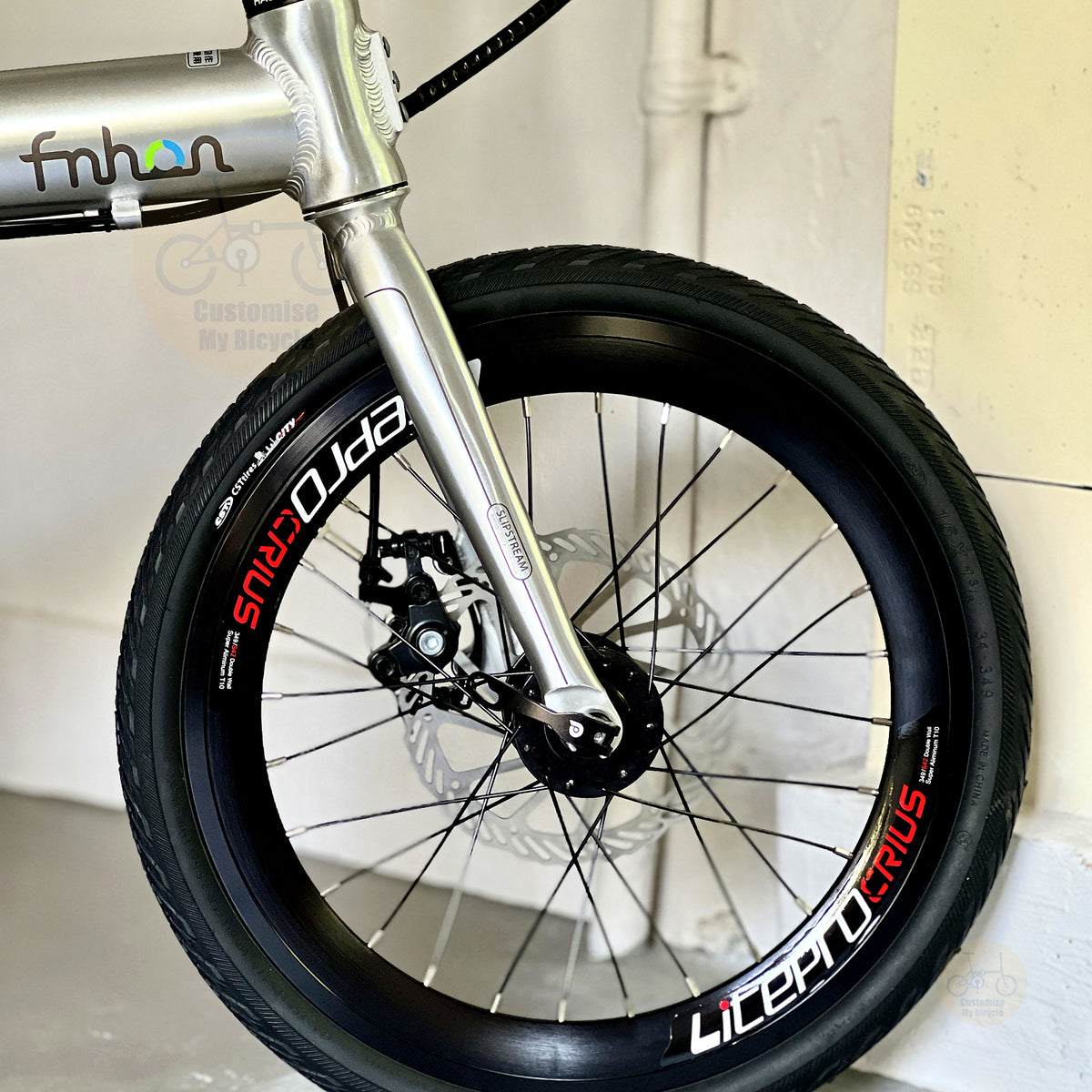 Fnhon Zephyr 16" Platinum Silver folding bike frame material colour detail