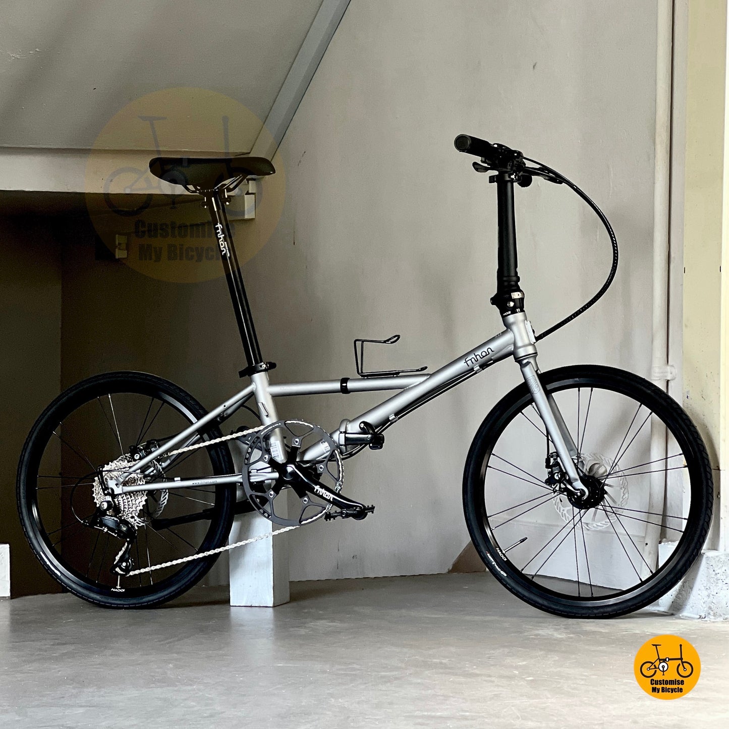 风行 YD20 Thunderstorm 22 英寸 折叠自行车 禧玛诺 9 速 铬钼钢 车架